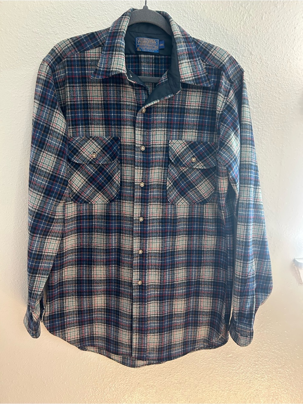 Vintage Pendleton Wool Plaid Button Up Shirt Mens Size M Long